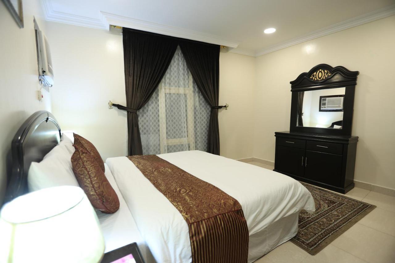 Al Eairy Apartment- Dammam 3 Al Mubarakiyah Exteriör bild