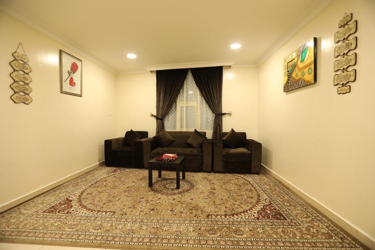 Al Eairy Apartment- Dammam 3 Al Mubarakiyah Exteriör bild