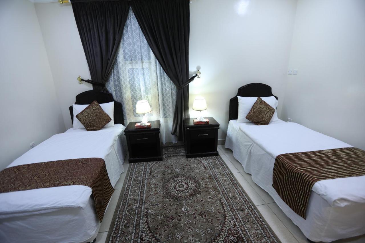 Al Eairy Apartment- Dammam 3 Al Mubarakiyah Exteriör bild