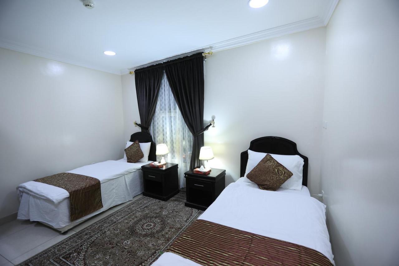 Al Eairy Apartment- Dammam 3 Al Mubarakiyah Exteriör bild