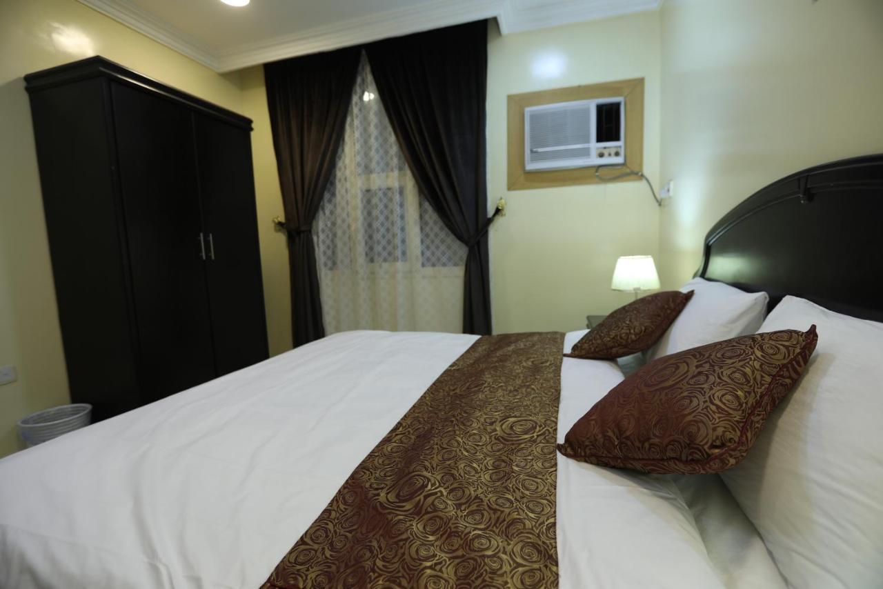 Al Eairy Apartment- Dammam 3 Al Mubarakiyah Exteriör bild